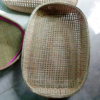 Nôi-tre-đặt-trên-võng-cho-bé-nằm-ngủ-cờ-trung